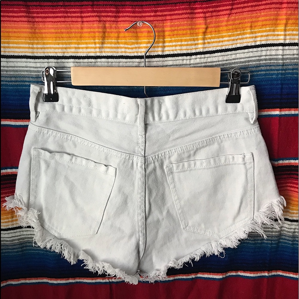 White High Rise Distressed Shorts - Picture 2 of 3